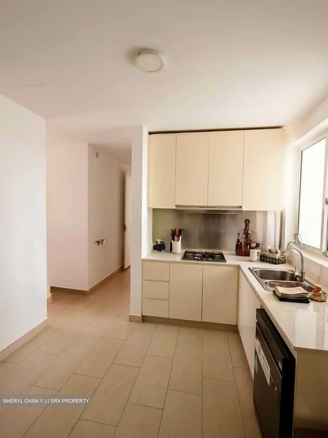 The Orange Grove (D10), Condominium #558525571